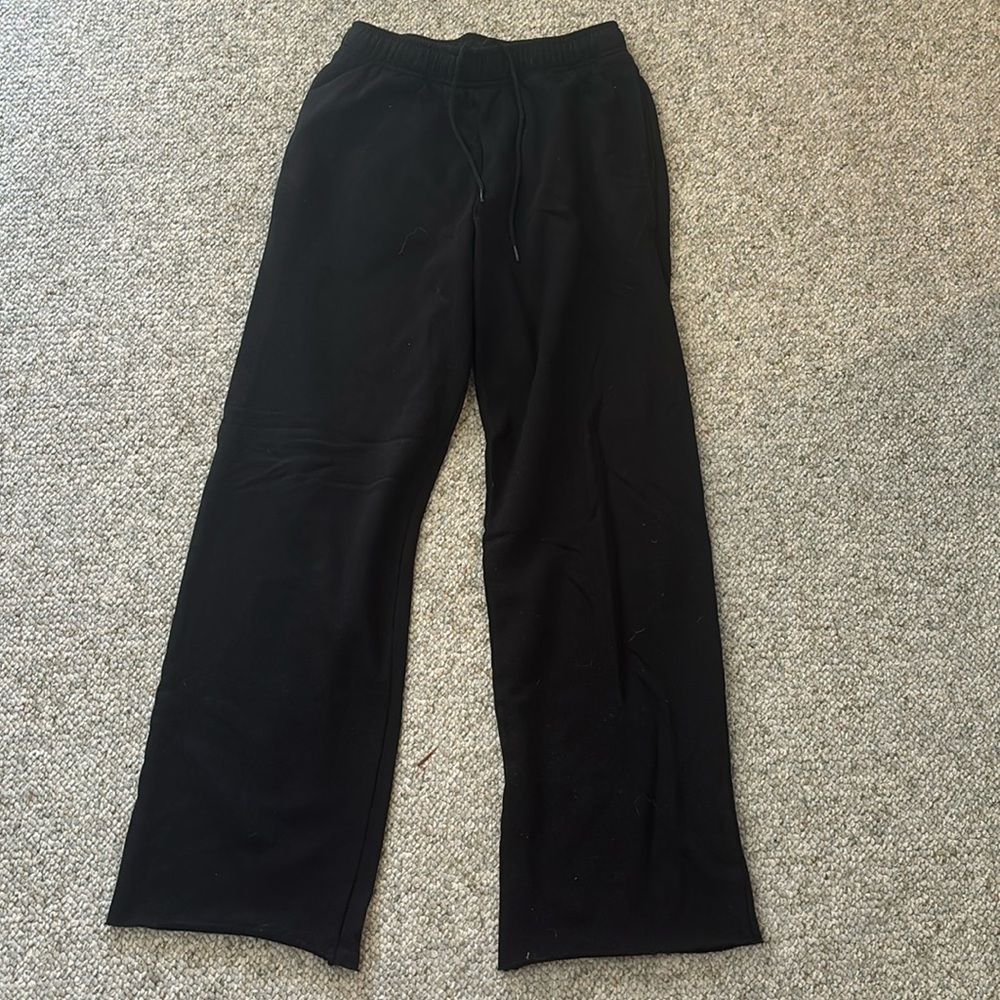 Alo sweatpants